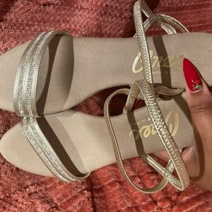 ONEX Women's, Roxi Sandal Platinum